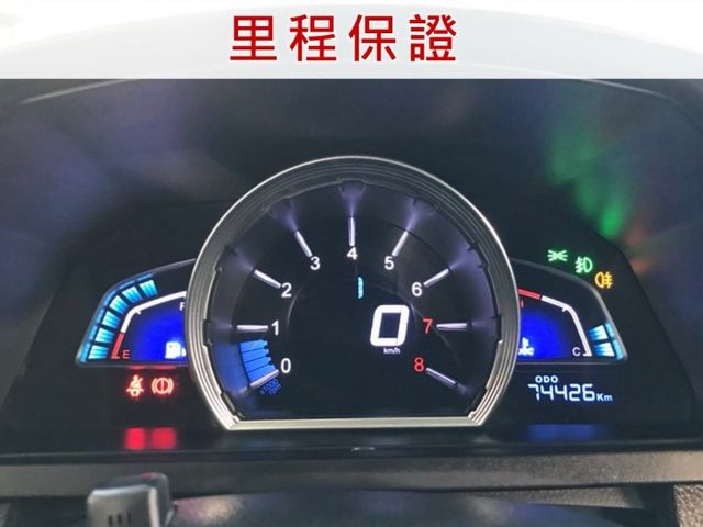 定速+恆溫+後座冷氣出風口/四條輪胎八成新/直立式多媒體大螢幕/倒車顯影/自動停車輔助/Yes認證全車原鈑件/里程保證  第2張相片