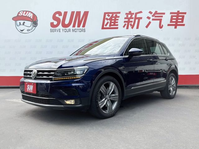 330 TSI  Highlin/雙前座記憶電動椅/電尾門+環景/Keyless免鑰匙/ACC跟車/Yes認證全車原鈑件  第1張相片