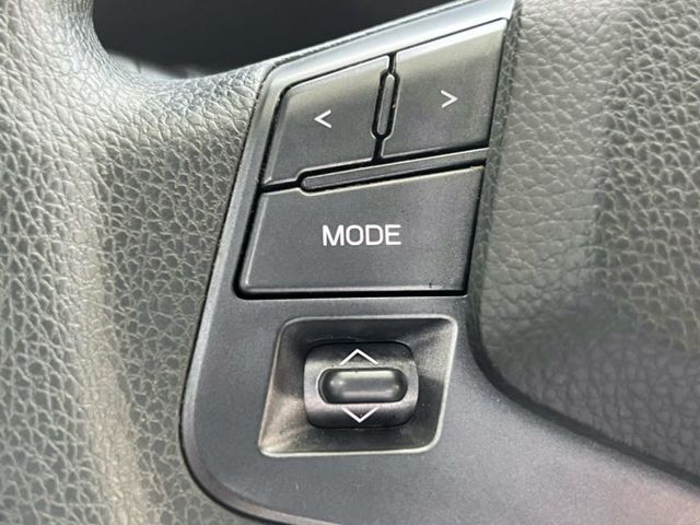 自排8人座客貨廂車/安卓影音/定速+盲點偵測/後座獨立空調/正時皮帶已更換(附原廠7.3萬公里定保維修履歷)/里程保證  第7張相片