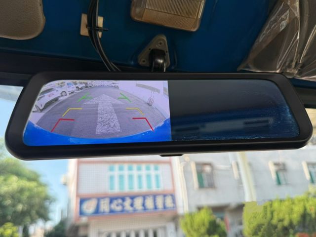 全程原廠保養正時皮帶已更換/前後輪胎八九成新/前後雙錄+倒車顯影電子後視鏡/Yes認證全車原鈑件/里程保證  第5張相片