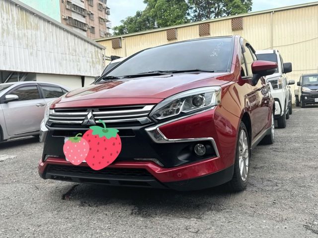 電尾門/I-Key摸門解鎖/引擎啓閉按鈕/盲點偵測/整備中敬請期待  第1張相片