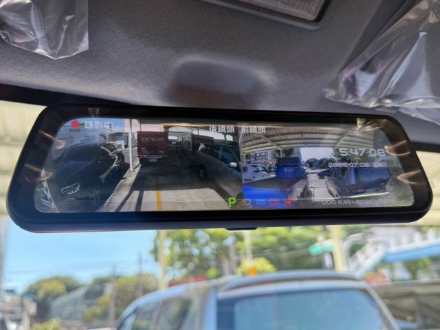 自排A180客貨廂車/定速+鋁圈/盲點偵測/後套冷氣/四條輪胎8成新/前後錄+倒車顯影/Yes認證全車原鈑件/里程保證  第7張相片