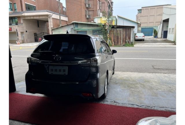 Toyota WISH  第4張相片