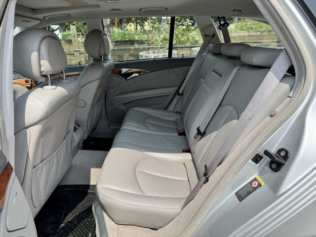 E-CLASS W211  第9張相片