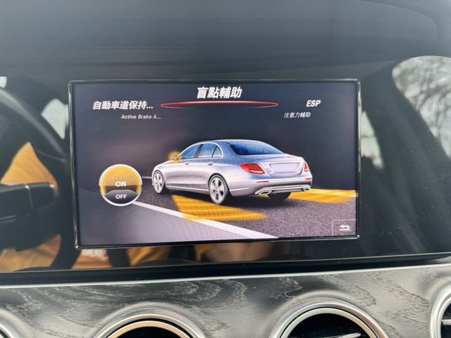 大億汽車-2018年式E200.總代理／認證車／里程保證／氣氛燈／導航／雙電動椅  第18張相片