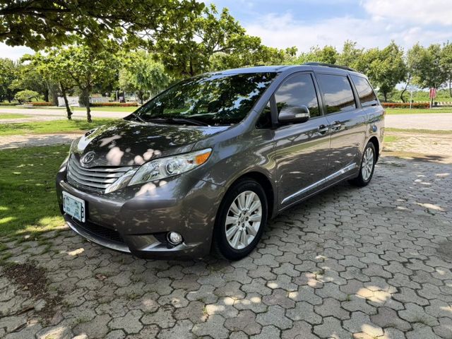 大億汽車-2014年SIENNA LIMITED.里程最少.配備最滿.車況最好.保證有車實價.  第1張相片