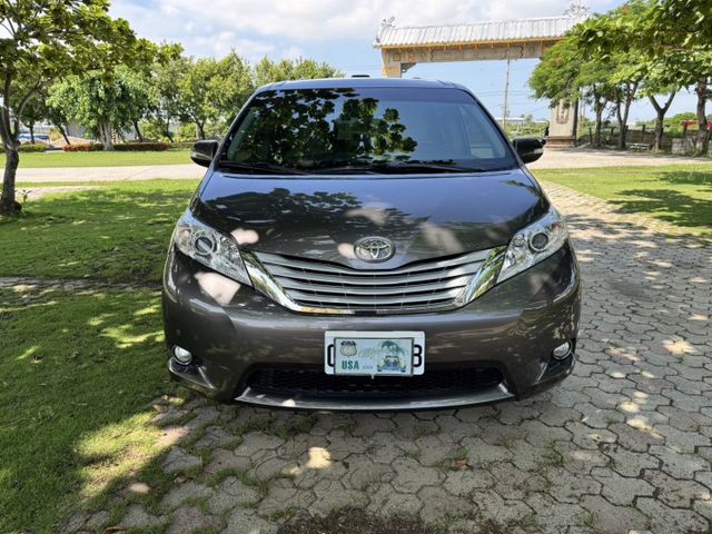 大億汽車-2014年SIENNA LIMITED.里程最少.配備最滿.車況最好.保證有車實價.  第2張相片