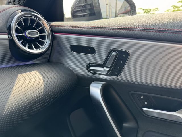 大億汽車-2020年式CLA250 4MATIC AMG Line.免頭款.低利率.優惠專案實施中...  第14張相片