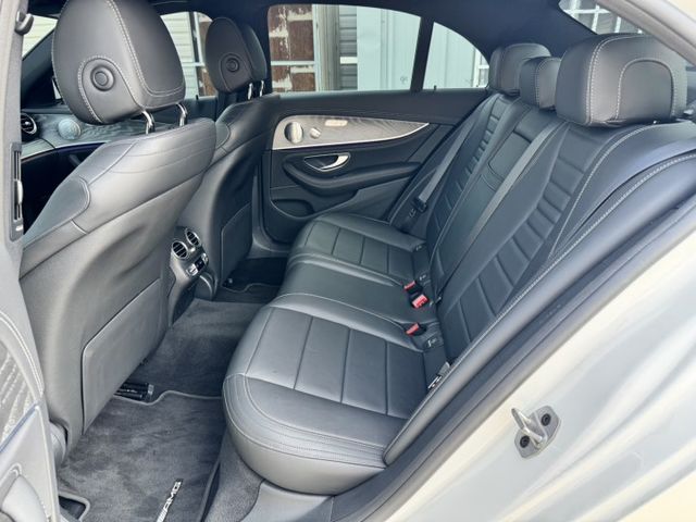 大億汽車-20201年式E350 AMG.4Matic.P20.柏林.多光束頭燈.NAPPA皮椅...  第9張相片