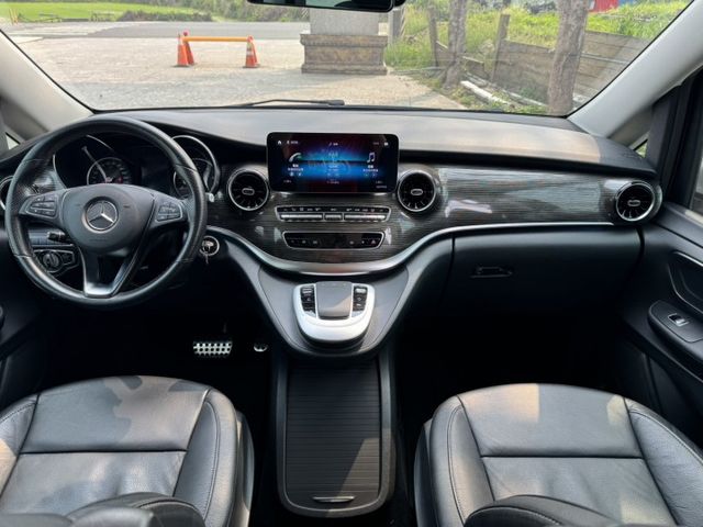 大億汽車-2020年V250d.盲點.360環景.電動尾門.電動側滑門.三區恆溫.APPLE-CARPLAY  第11張相片