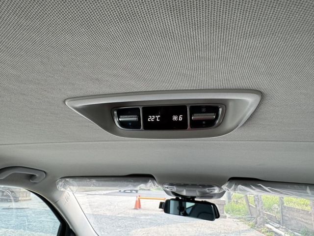 大億汽車-2020年V250d.盲點.360環景.電動尾門.電動側滑門.三區恆溫.APPLE-CARPLAY  第15張相片