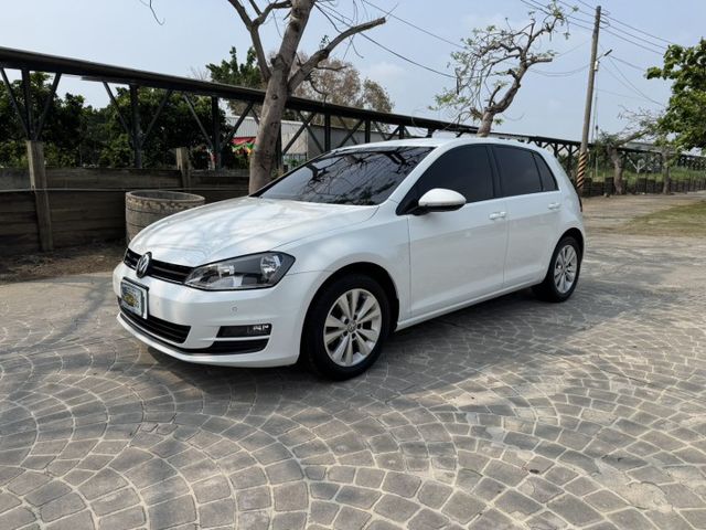 大億汽車-2016年GOLF.認證車.無待修.原鈑件.定速.CAR-PLAY.新手上路的最好選擇.  第1張相片