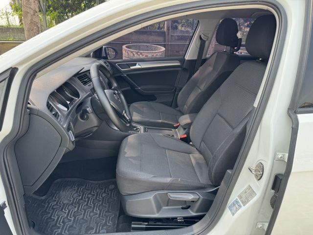 大億汽車-2016年GOLF.認證車.無待修.原鈑件.定速.CAR-PLAY.新手上路的最好選擇.  第8張相片