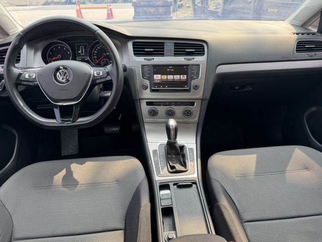 大億汽車-2016年GOLF.認證車.無待修.原鈑件.定速.CAR-PLAY.新手上路的最好選擇.  第10張相片