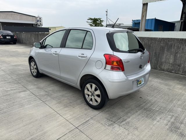YARIS  第5張相片