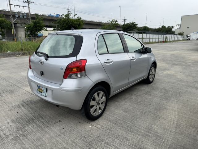 YARIS  第7張相片