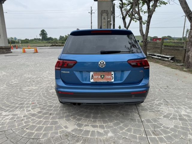 大億汽車-2016年Tiguan CL.一手美車/僅跑8萬公里/認證車/I-KEY/電尾門/電動椅/電熱椅/LED/  第6張相片