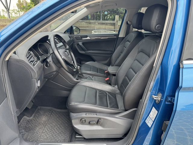 大億汽車-2016年Tiguan CL.一手美車/僅跑8萬公里/認證車/I-KEY/電尾門/電動椅/電熱椅/LED/  第8張相片