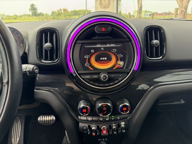 COUNTRYMAN  第12張相片