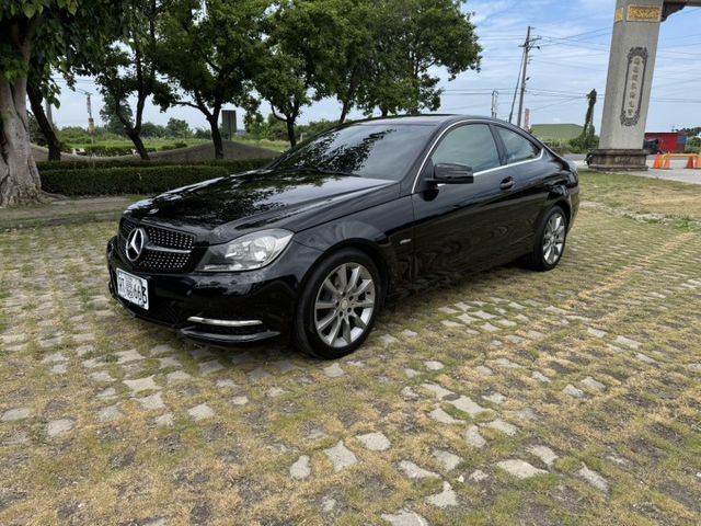 大億汽車-2011年C180 COUPE.脫單神器.日常代步.扣牌車救星.可銀行低率分期.  第1張相片