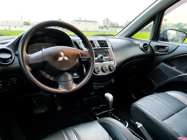 MITSUBISHI三菱 COLT PLUS  第9張相片