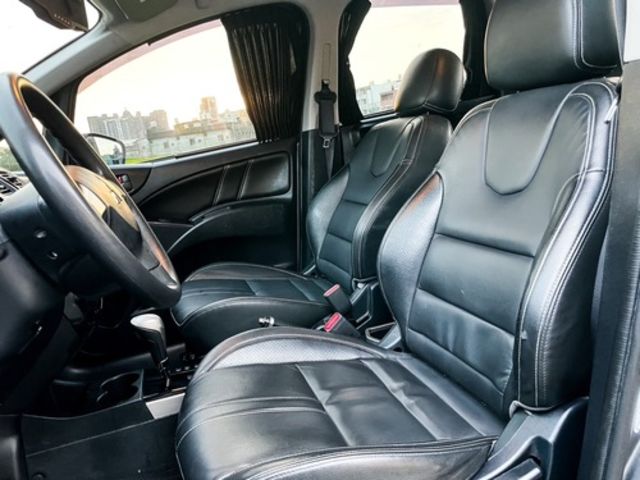 MITSUBISHI三菱 COLT PLUS  第10張相片
