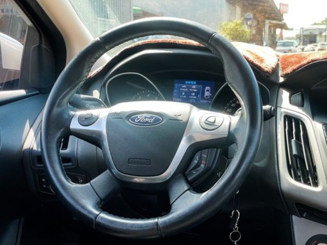 FORD福特 FOCUS  第13張相片