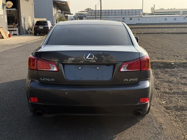 LEXUS凌志 IS250  第3張相片
