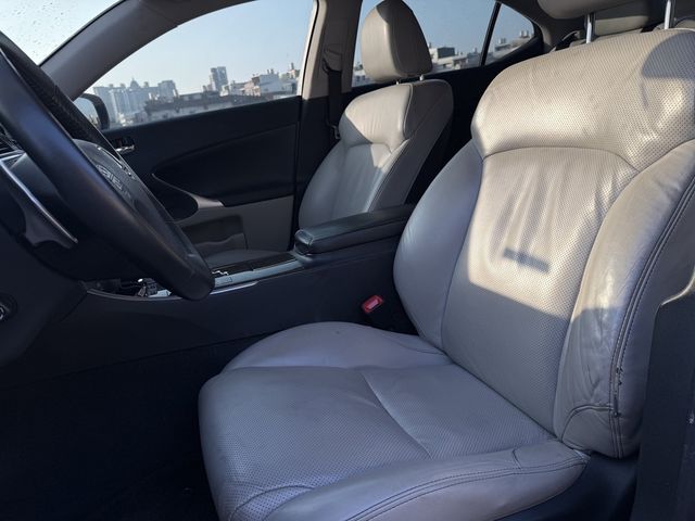 LEXUS凌志 IS250  第5張相片