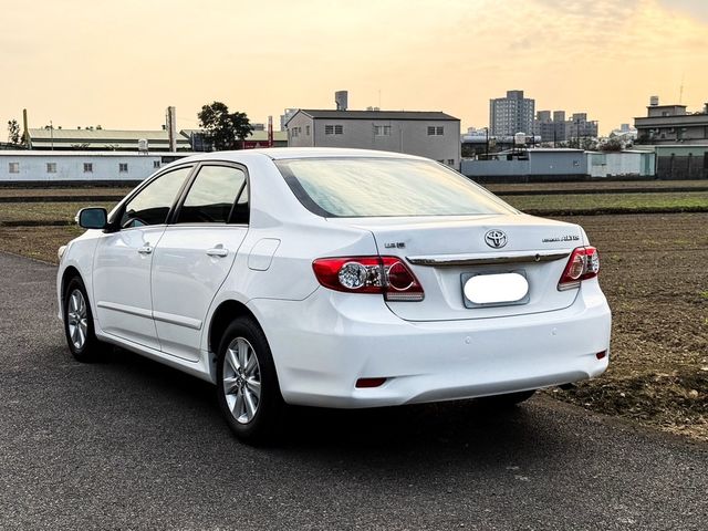 TOYOTA豐田 ALTIS  第4張相片