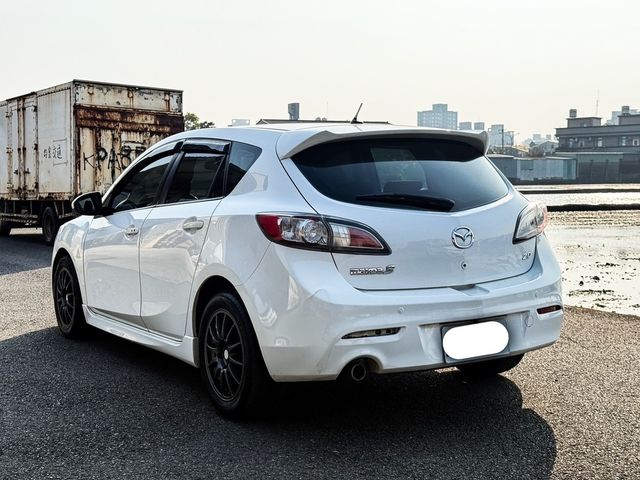 MAZDA馬自達 MAZDA 3  第11張相片