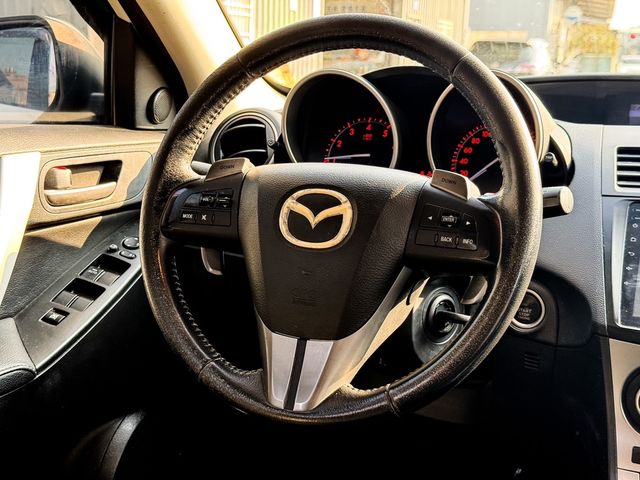 MAZDA馬自達 MAZDA 3  第21張相片