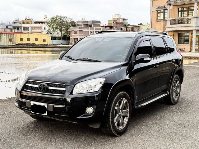 TOYOTA豐田 RAV4  第1張相片