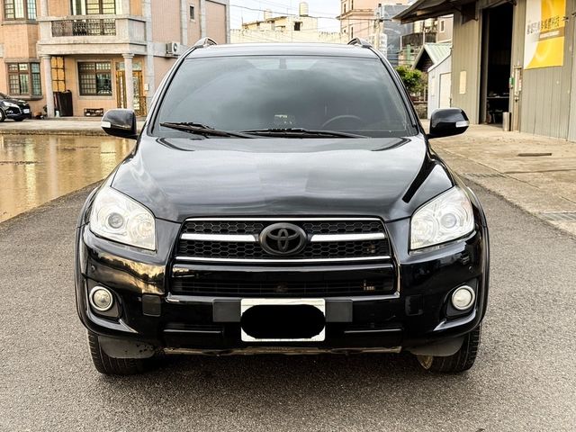 TOYOTA豐田 RAV4  第3張相片