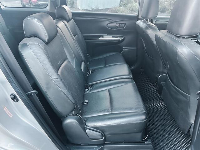 TOYOTA豐田 WISH  第7張相片