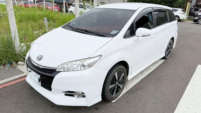 TOYOTA豐田 WISH  第1張相片