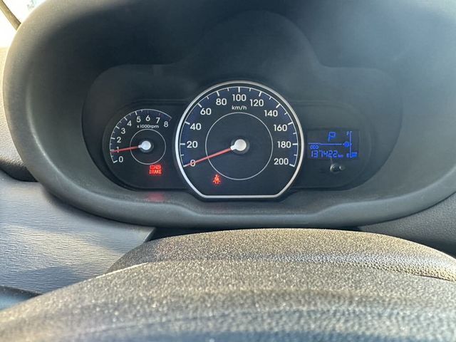 HYUNDAI現代 I10  第3張相片