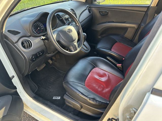 HYUNDAI現代 I10  第6張相片