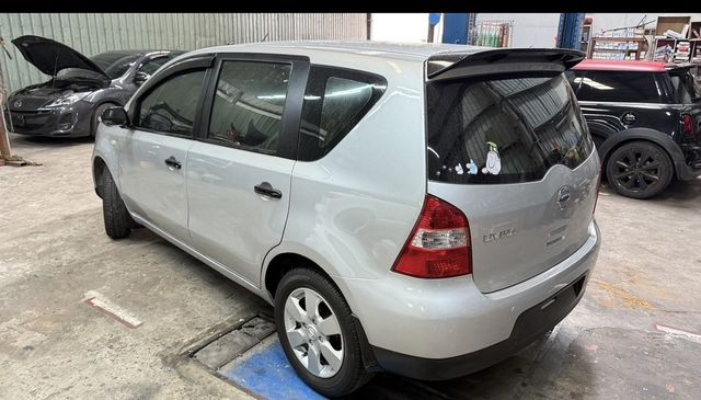 NISSAN日產 LIVINA  第2張相片