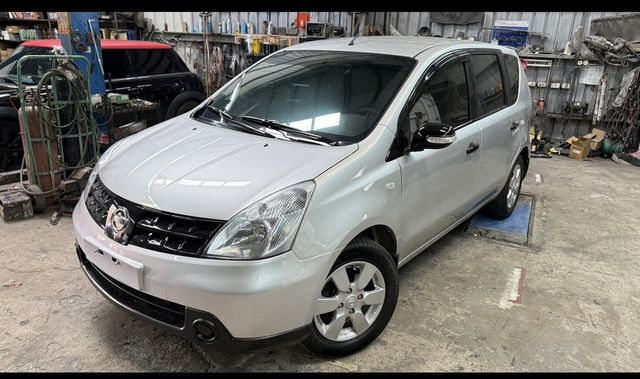 NISSAN日產 LIVINA  第4張相片
