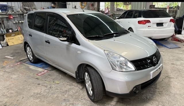 NISSAN日產 LIVINA  第5張相片