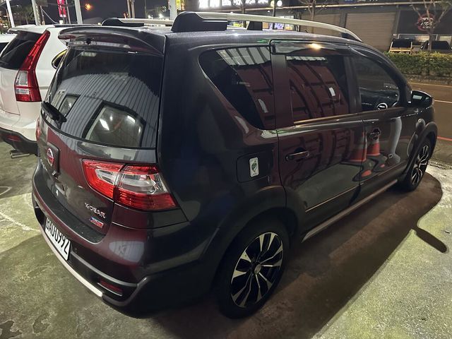 NISSAN日產 LIVINA  第3張相片