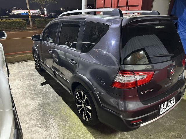 NISSAN日產 LIVINA  第4張相片