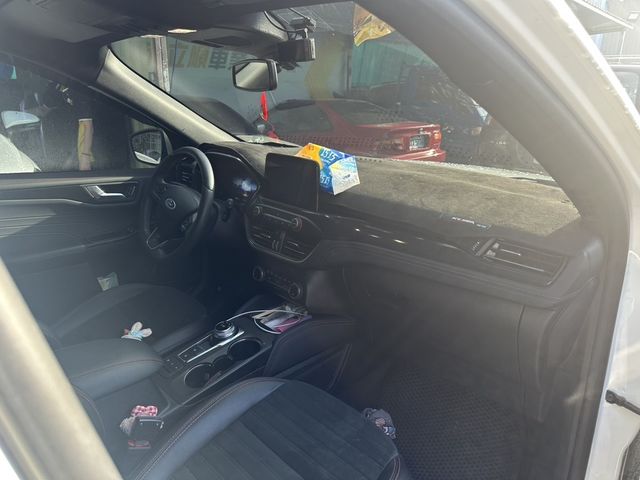 FORD福特 KUGA  第4張相片