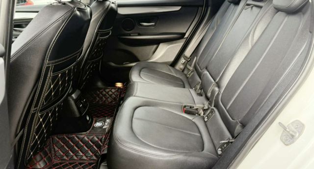 BMW寶馬 218I  第4張相片