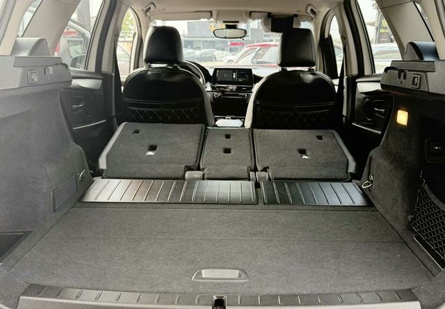 BMW寶馬 218I  第6張相片