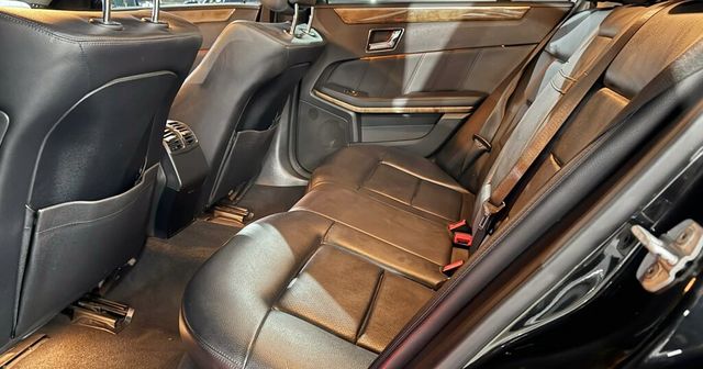 M-BENZ賓士 E220D  第13張相片