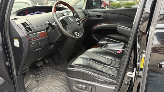 TOYOTA豐田 PREVIA  第4張相片