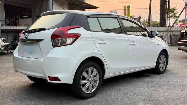 TOYOTA豐田 YARIS  第2張相片