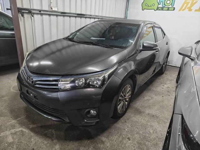 TOYOTA豐田 ALTIS  第1張相片